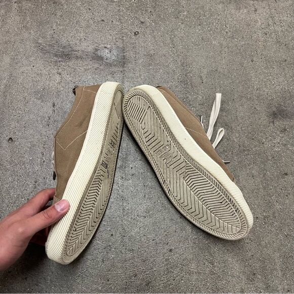 Cariuma Canvas Skate Shoes (14) - Picture 4 of 6